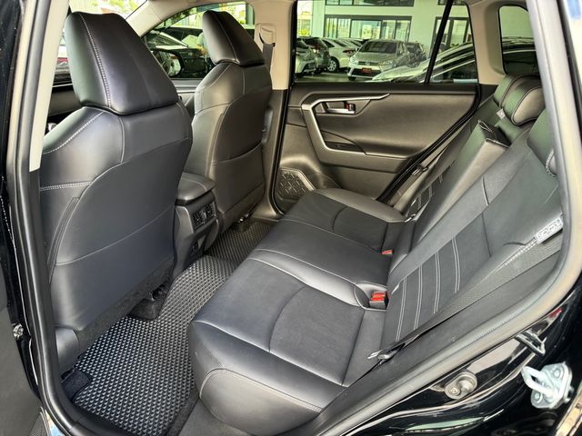 RAV4 2.0  第7張相片