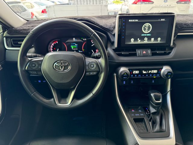 RAV4 2.0  第9張相片
