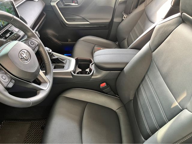 RAV4 2.0  第9張相片