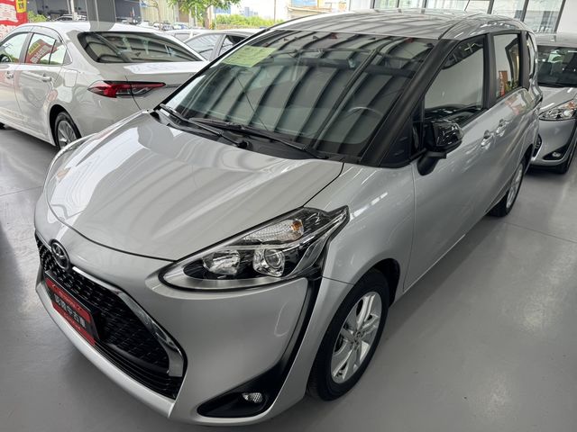 SIENTA 1.8  第1張相片