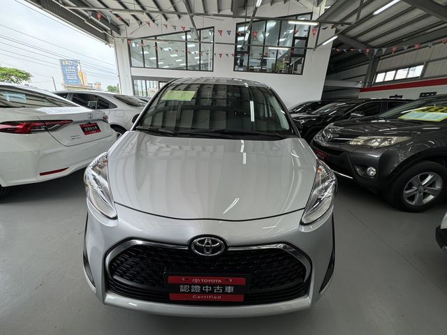 SIENTA 1.8  第2張相片