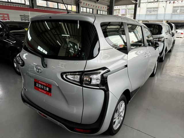 SIENTA 1.8  第5張相片