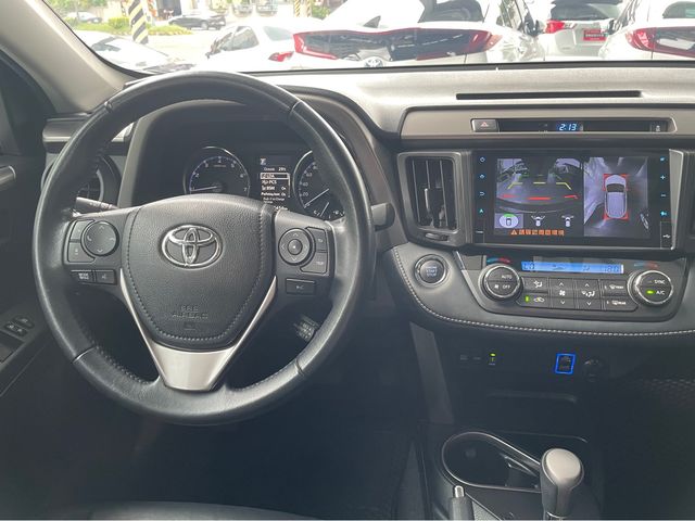 RAV4 2.0  第5張相片