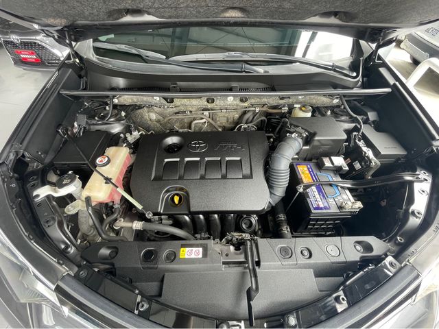RAV4 2.0  第10張相片