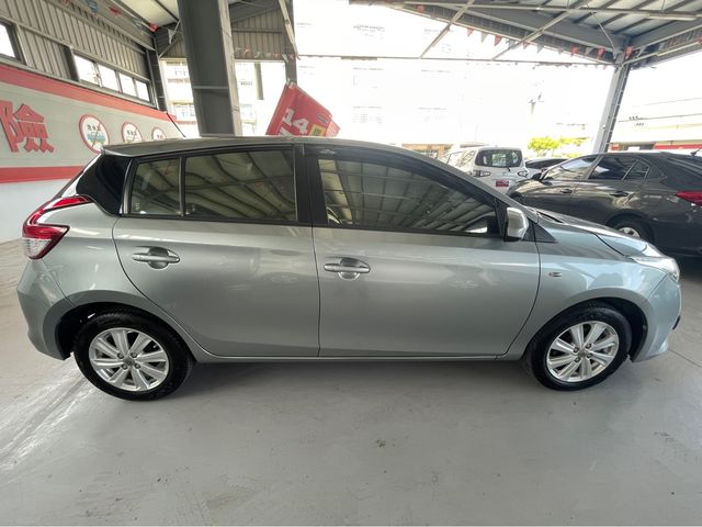 YARIS 1.5  第7張相片