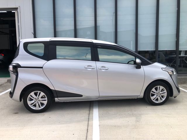 SIENTA 1.8  第4張相片