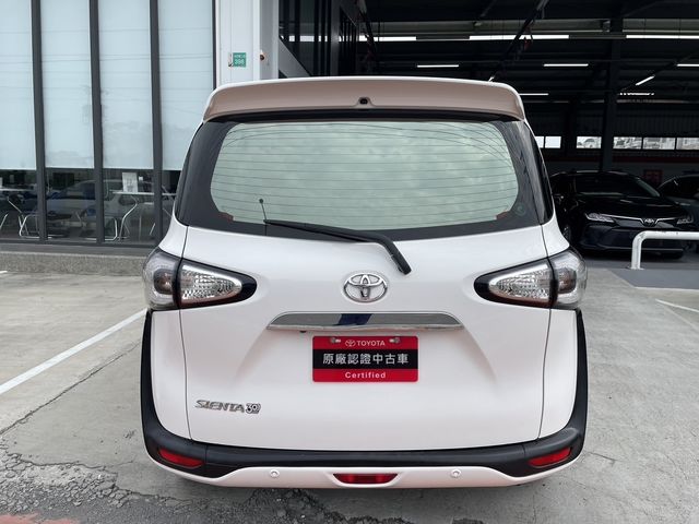 SIENTA 1.8  第6張相片
