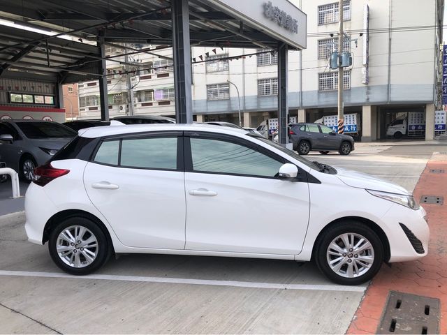 YARIS 1.5  第4張相片