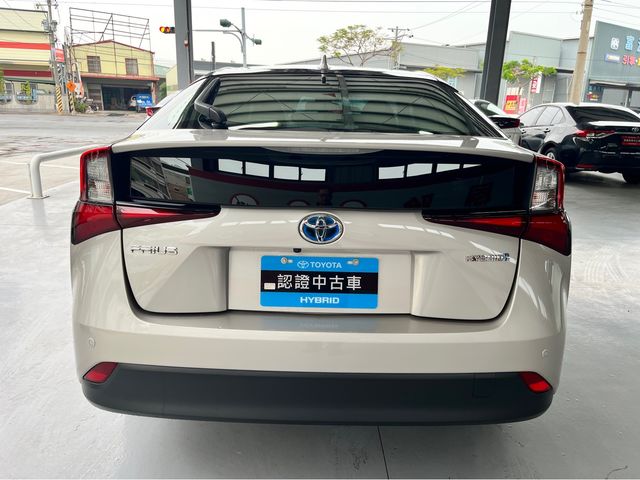 PRIUS 1.8  第6張相片