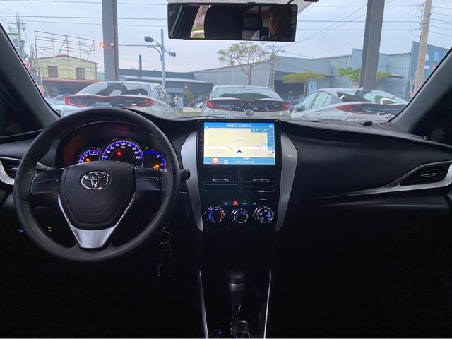 YARIS 1.5  第8張相片