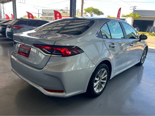 ALTIS 1.8  第6張相片