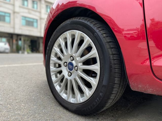 永旭好車  2014年FIESTA 1.0  渦輪運動版  馬力125hp  里程實跑10萬  第16張相片