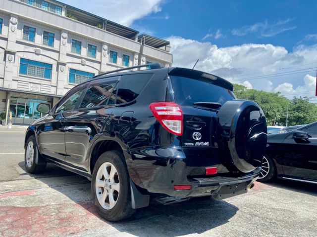 2009 RAV4  天窗  恆溫   安卓影音  定速   電動座椅  車頂行李架  第3張相片