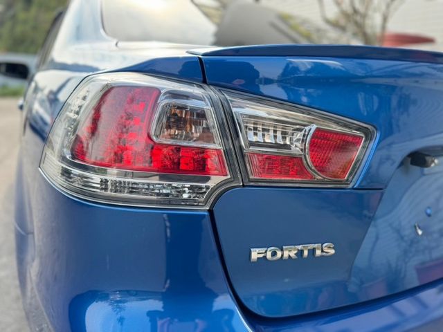 2009 Fortis 1.8 里程實跑18萬km 方向盤快控鍵 定速巡航 中控螢幕 認證車  第5張相片