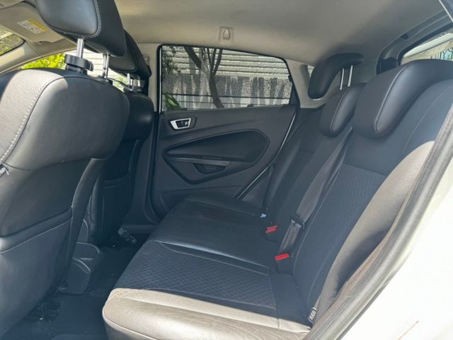 永旭優質好車  2016 Fiesta EcoBoost  運動型  渦輪增壓 免鑰匙啟動 恆溫 安卓影音  第9張相片