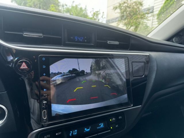 2017 ALTIS 經典版 免鑰匙 恆溫 定速 方向盤快控鍵 影音多媒體 循跡防滑  第7張相片