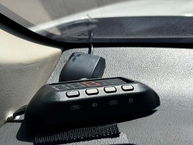 2015 Mitsubishi Outlander 2.4 恆溫空調  方向盤快控鍵  定速巡航  中控螢幕 倒車影像  第7張相片