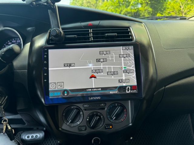 2014 Nissan Livina 1.6經典版 里程 15萬km  安卓影音  倒車影像  織布座椅  第6張相片