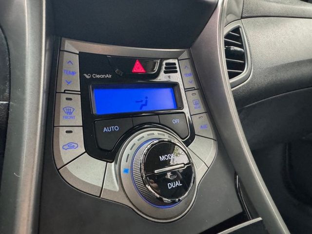 2013 Hyundai Elantra 1.8    恆溫空調  安卓影音  倒車影像  第7張相片
