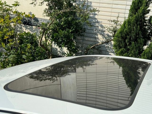 2011 Mazda 3 5D 2.0 免鑰匙啟動 方向盤快控鍵 恆溫 天窗 換檔撥片 影音多媒體  第8張相片