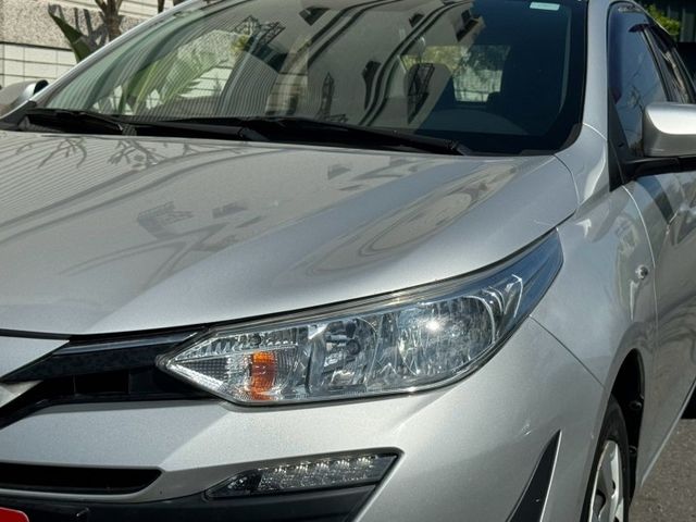 2020 Toyota Vios 1.5雅緻  認證車 原鈑件 循跡防滑控制系統  CD音響主機  第3張相片