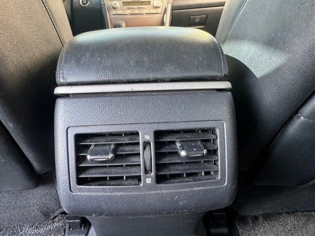 2011 Toyota Camry 2.4 G  HID氙氣頭燈 電動天窗 方向盤快控鍵 免鑰匙啟動 定速巡航  第12張相片