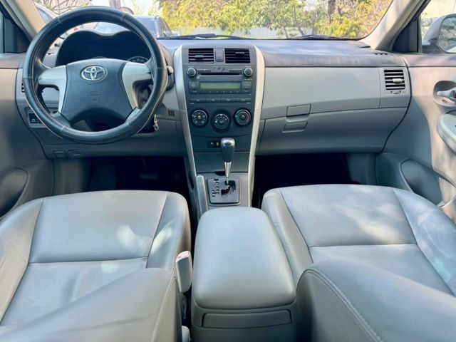 2008 Toyota Corolla Altis 1.8  CD音響主機  電動摺疊後視鏡  第6張相片