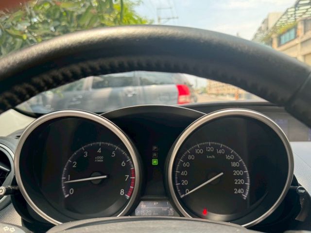 2012 Mazda 3 5D 2.0頂級版 電動天窗 定速巡航 換檔撥片 方向盤快控鍵 免鑰匙啟動  第7張相片