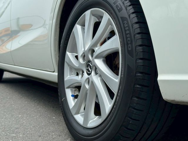 2014 Mazda 5 七人座  方向盤快控鍵  定速巡航  安卓影音  恆溫空調  第12張相片