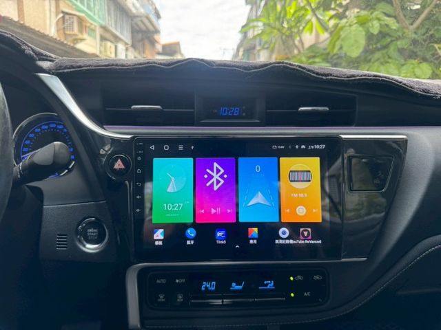 2016 Toyota Corolla Altis 1.8經典版S+  免鑰匙啟動 方向盤快控鍵  定速巡航 恆溫空調  第9張相片