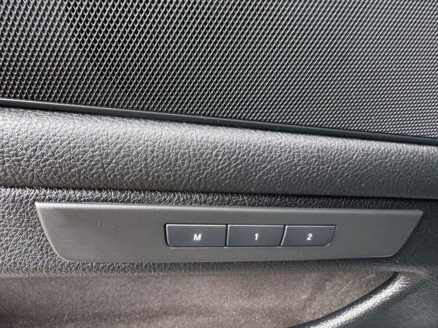 2012 BMW 5-Series Sedan 520d  柴油 總代理 免鑰匙啟動 恆溫空調 定速巡航  第13張相片