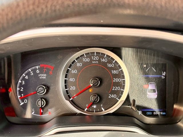 2022 Toyota Corolla Altis 1.8經典  方向盤快控鍵  定速巡航  循跡防滑  胎壓監控  第3張相片