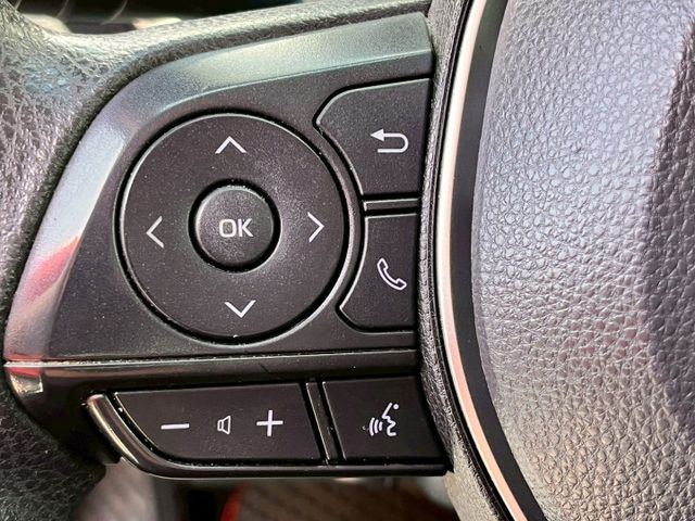 2022 Toyota Corolla Altis 1.8經典  方向盤快控鍵  定速巡航  循跡防滑  胎壓監控  第5張相片