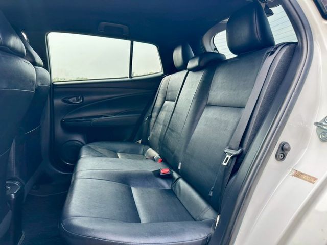 2020 Toyota Yaris 1.5經典  循跡防滑 LED日行燈 光感應自動頭燈 倒車雷達警示  第9張相片