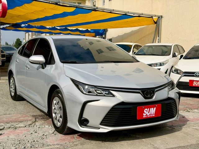 2021 Toyota Corolla Altis 1.8經典  方向盤快控鍵 定速巡航 胎壓監控 遠光燈自動控制  第1張相片