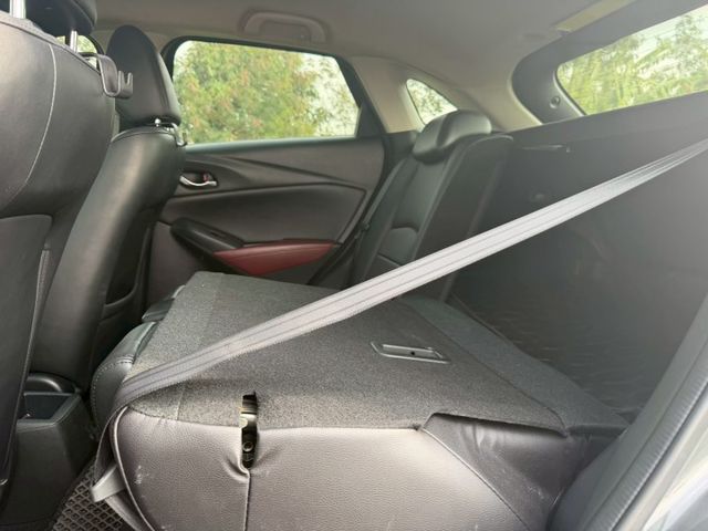2018 Mazda CX-3 2.0 SKY-G頂級型  免鑰匙啟動  方向盤快控鍵 定速巡航 車道偏離警示  第12張相片