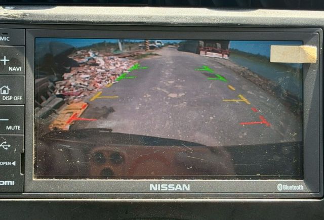 2018 Nissan Livina 1.6行家皮椅版 車頂行李架   後座分離倒覆  CD音響主機  第8張相片