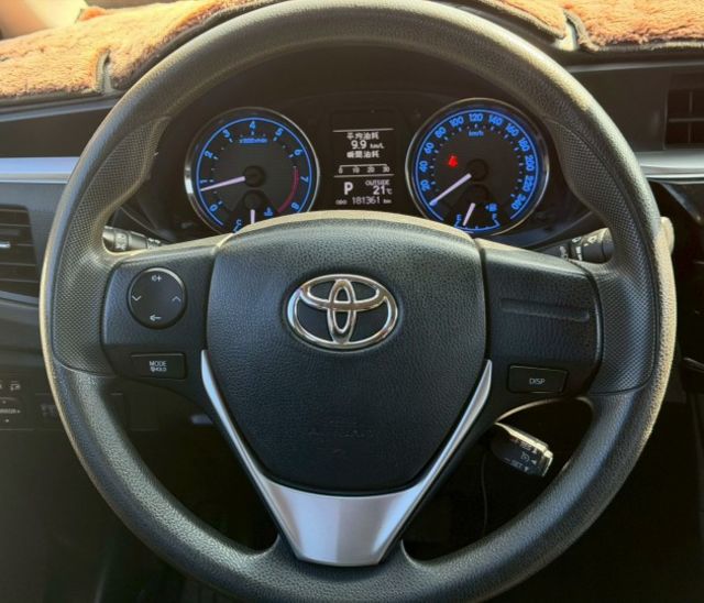 2015 Toyota Corolla Altis 1.8經典版Safety+ 免鑰匙啟動 定速巡航 方向盤快控鍵 恆溫  第6張相片