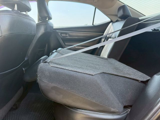 2015 Toyota Corolla Altis 1.8經典版Safety+ 免鑰匙啟動 定速巡航 方向盤快控鍵 恆溫  第15張相片