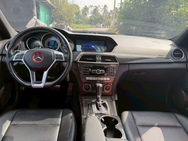 2013 C-CLASS SEDAN W204 【C250】方向盤快控鍵 定速巡航 電動天窗 電動座椅  第9張相片