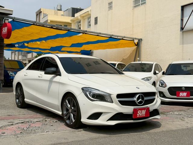 2015 M-Benz CLA-Class CLA200  方向盤快控鍵  換檔撥片  定速巡航  HID頭燈  第1張相片