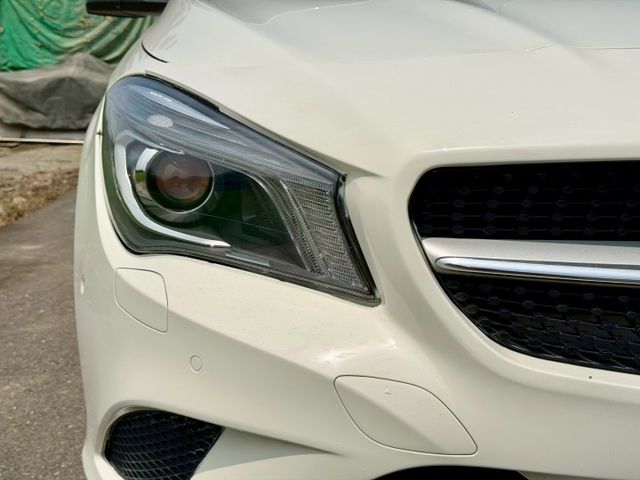 2015 M-Benz CLA-Class CLA200  方向盤快控鍵  換檔撥片  定速巡航  HID頭燈  第3張相片