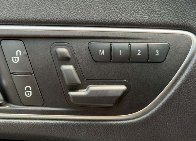 2015 M-Benz CLA-Class CLA200  方向盤快控鍵  換檔撥片  定速巡航  HID頭燈  第8張相片