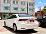 2022 Toyota Corolla Altis 1.8經典  方向盤快控鍵  定速巡航  循跡防滑  胎壓監控  第2張縮圖