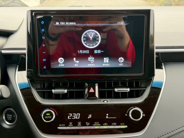 2020 Toyota Corolla Altis 1.8 免鑰匙啟動 方向盤快控鍵 ACC主動跟車  胎壓監控 恆溫  第9張相片