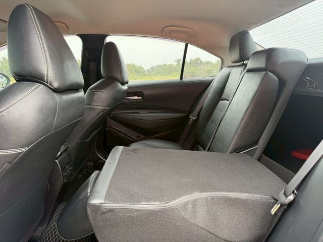 2020 Toyota Corolla Altis 1.8 免鑰匙啟動 方向盤快控鍵 ACC主動跟車  胎壓監控 恆溫  第14張相片
