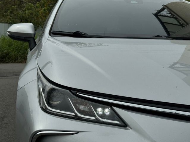 2020 Toyota Corolla Altis 1.8豪華  方向盤快控鍵 恆溫空調  定速巡航 循跡防滑  第3張相片