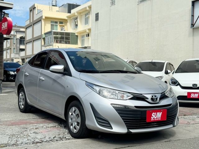 2020 Toyota Vios 1.5雅緻  認證車 原鈑件 循跡防滑控制系統  CD音響主機  第1張相片