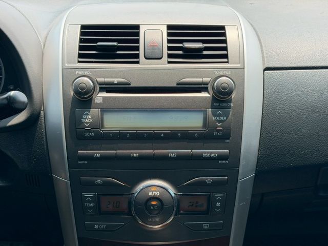 2011 Toyota Corolla Altis 1.8 恆溫空調 定速巡航 電動摺疊後視鏡  第8張相片