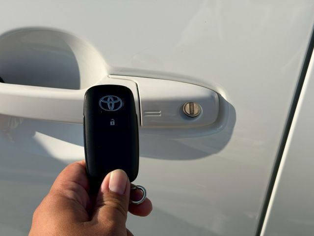 2024 Toyota Yaris Cross 1.5酷動版 免KEY 方向盤快控鍵 恆溫空調 循跡防滑 胎壓監控  第5張相片